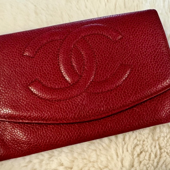 Chanel Red Caviar Wallet - Picture 1 of 8